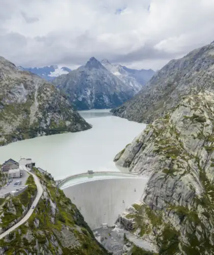 grimselsee_staumauern_spitallamm_kwo